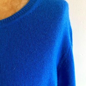 Tahari Women's 2 ply cashmere pullover size XL